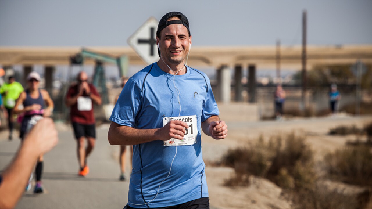Photos: Bakersfield Marathon Mile 10 and Mile 23