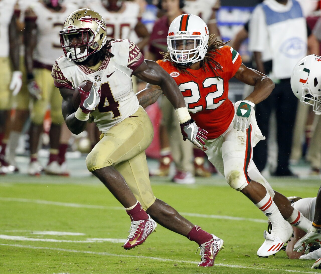 Florida State Seminoles running back Dalvin Cook vs. Miami Hurricanes in 2016