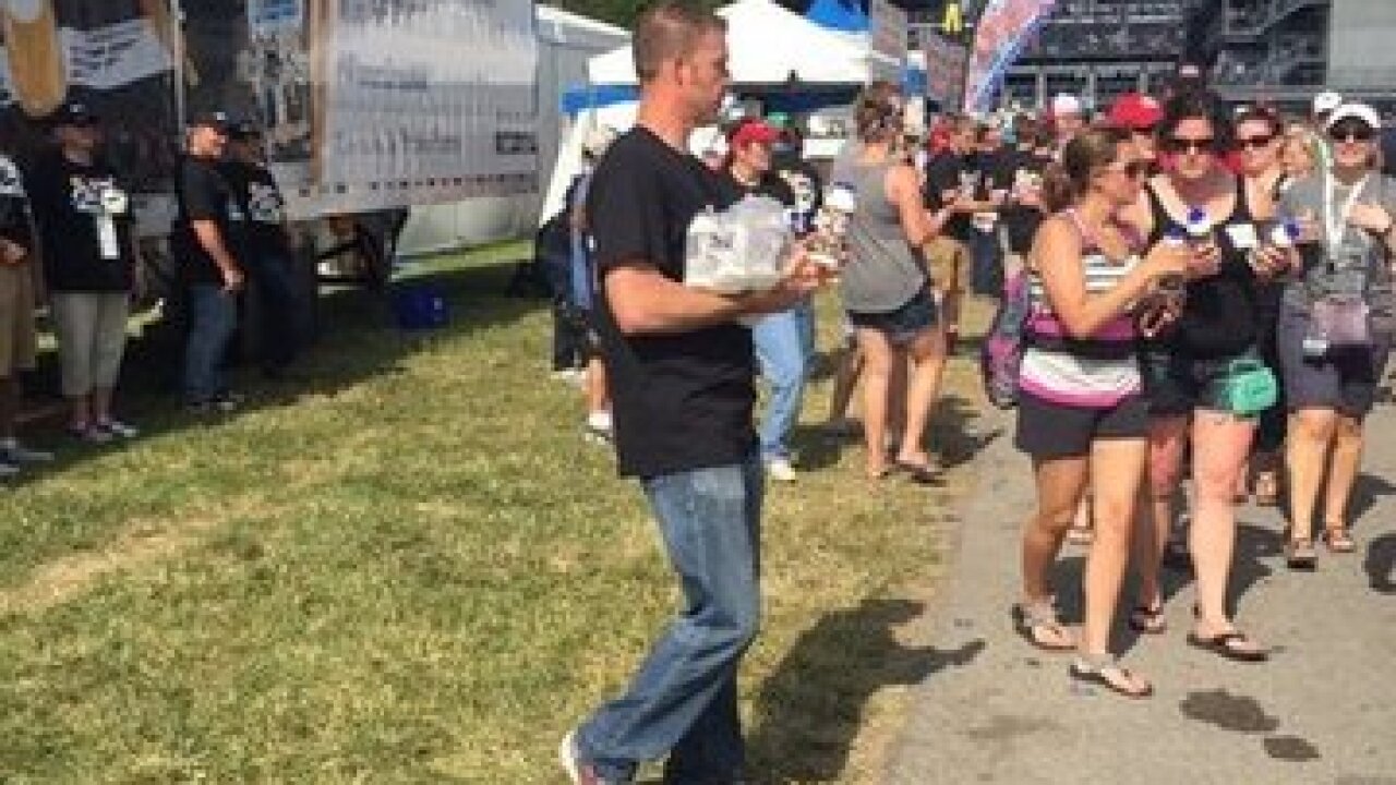 The Greatest Spectacle in People Watching