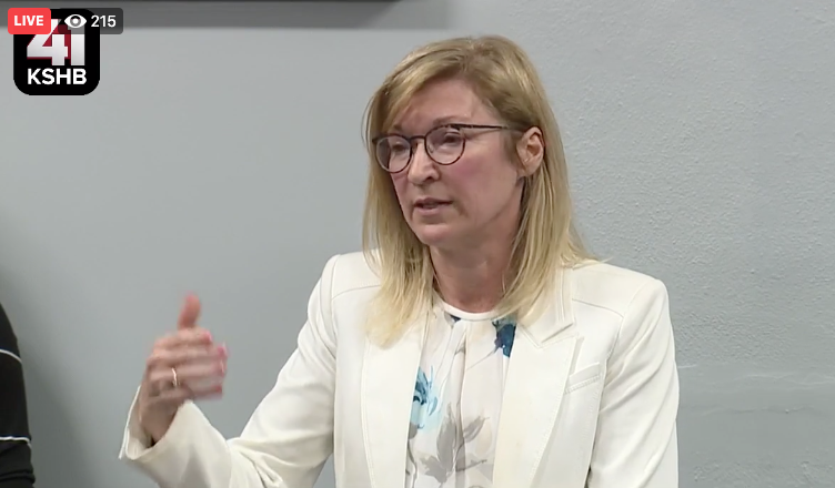 Eric De Valkenaere charges Jean Peters Baker.png