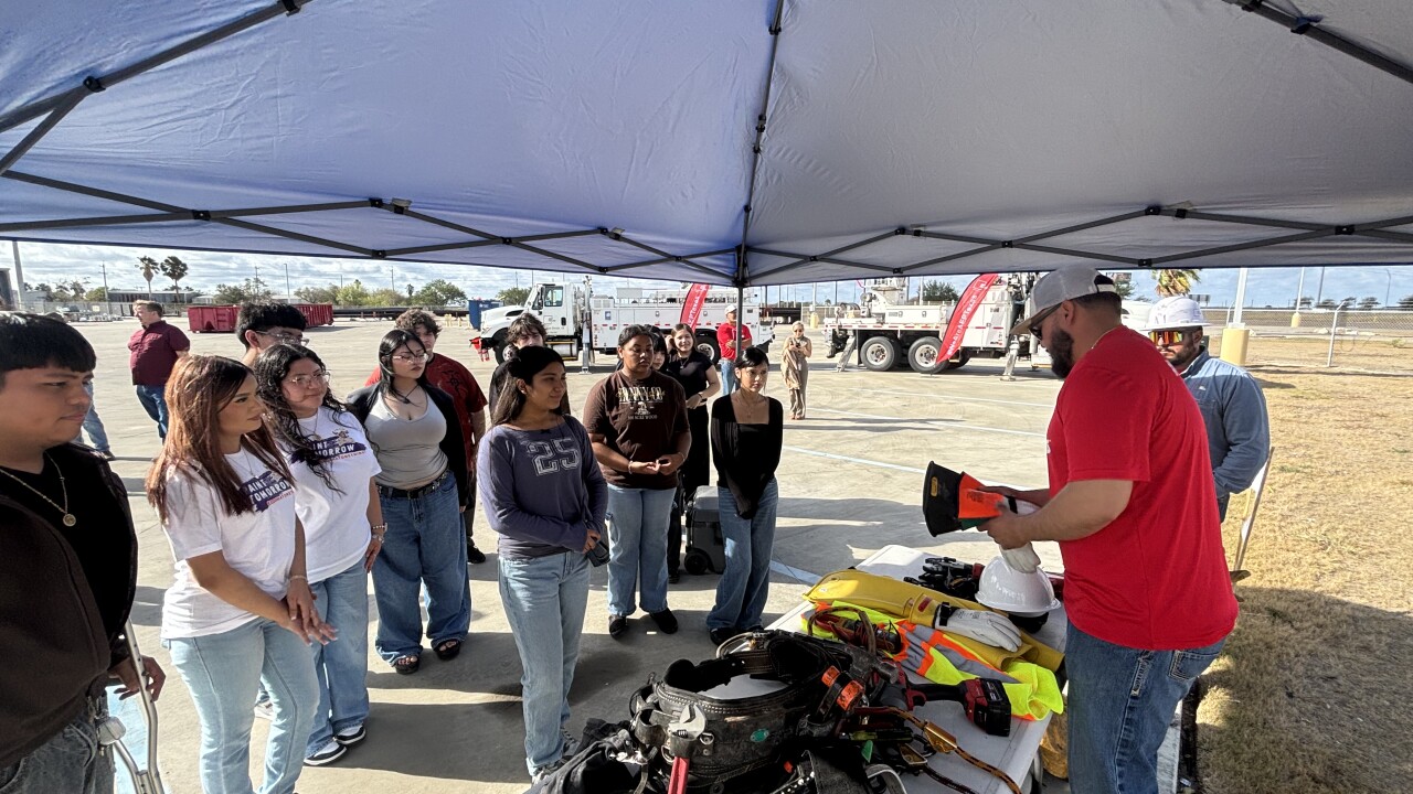 AEP realiza evento para estudiantes