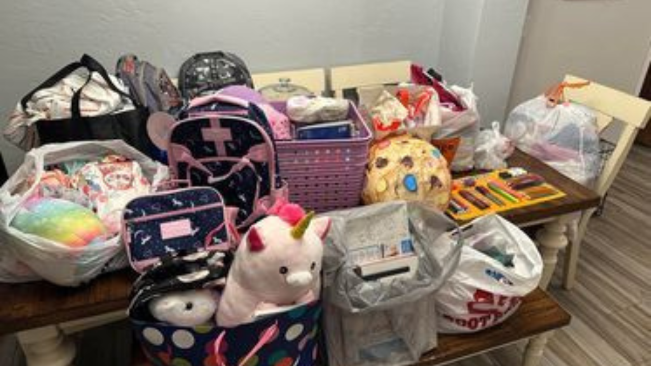 Single mother loses everything in St Petersburg apartment fire