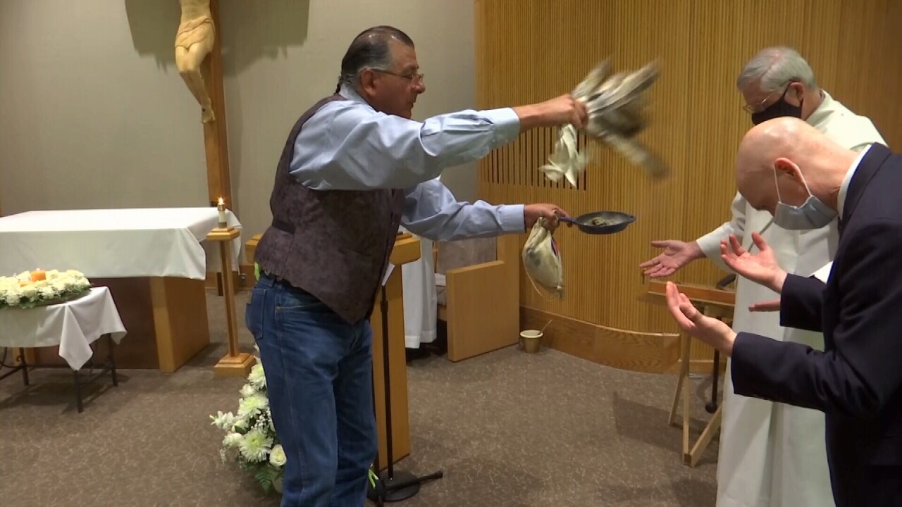 020221 ST V COVID SERVICE SMUDGI.jpg