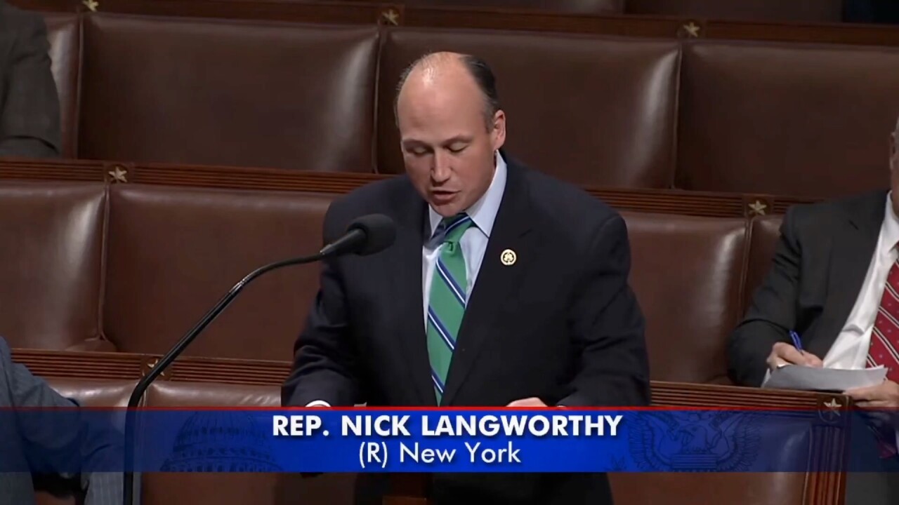 CONGRESSMAN LANGWORTHY ON FLOOR.jpg
