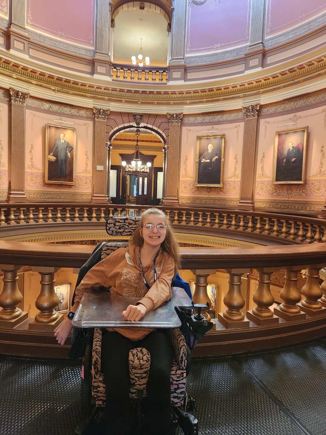 jeanie cap rotunda.jpg