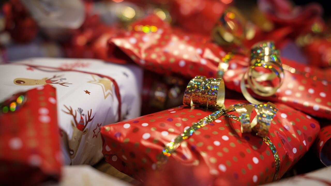 gifts-4678018_1280.jpg