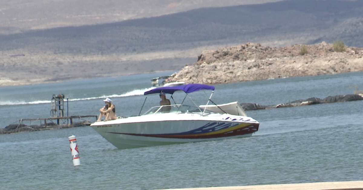A waterfront Father's Day: Nevada families celebrate dads at Lake Mead A waterfront Father's Day: Nevada families celebrate dads at Lake Mead