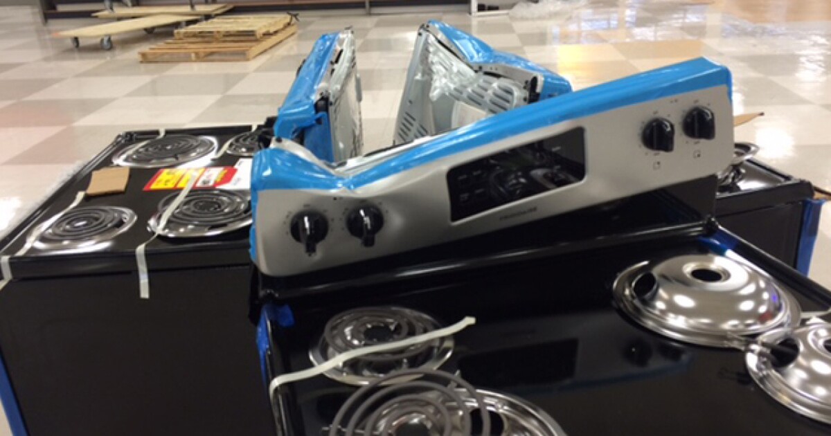 Final Days Of Hh Gregg A Sad Lunar Landscape