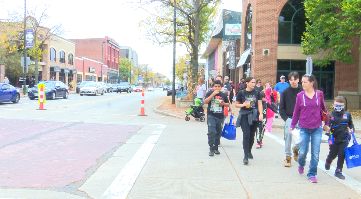 Families get into the Halloween spirit early with 'Fall Fest'