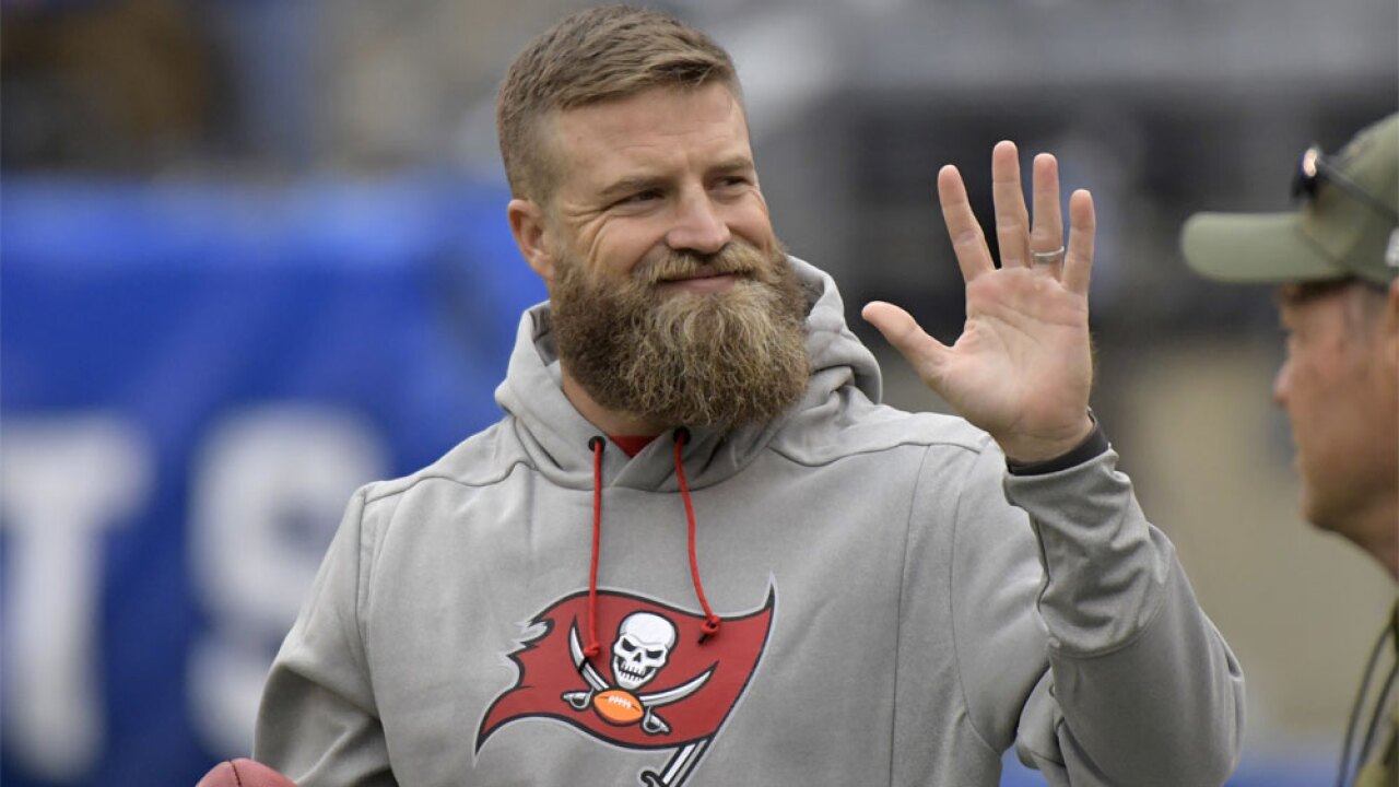 QB Ryan Fitzpatrick agrees to $11 million, 2-year deal with Miami Dolphins
