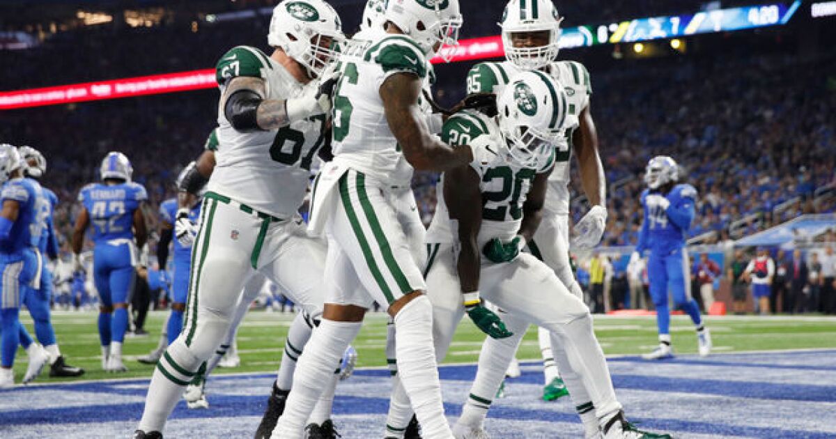 New York Jets blow out Detroit Lions on Monday Night Football