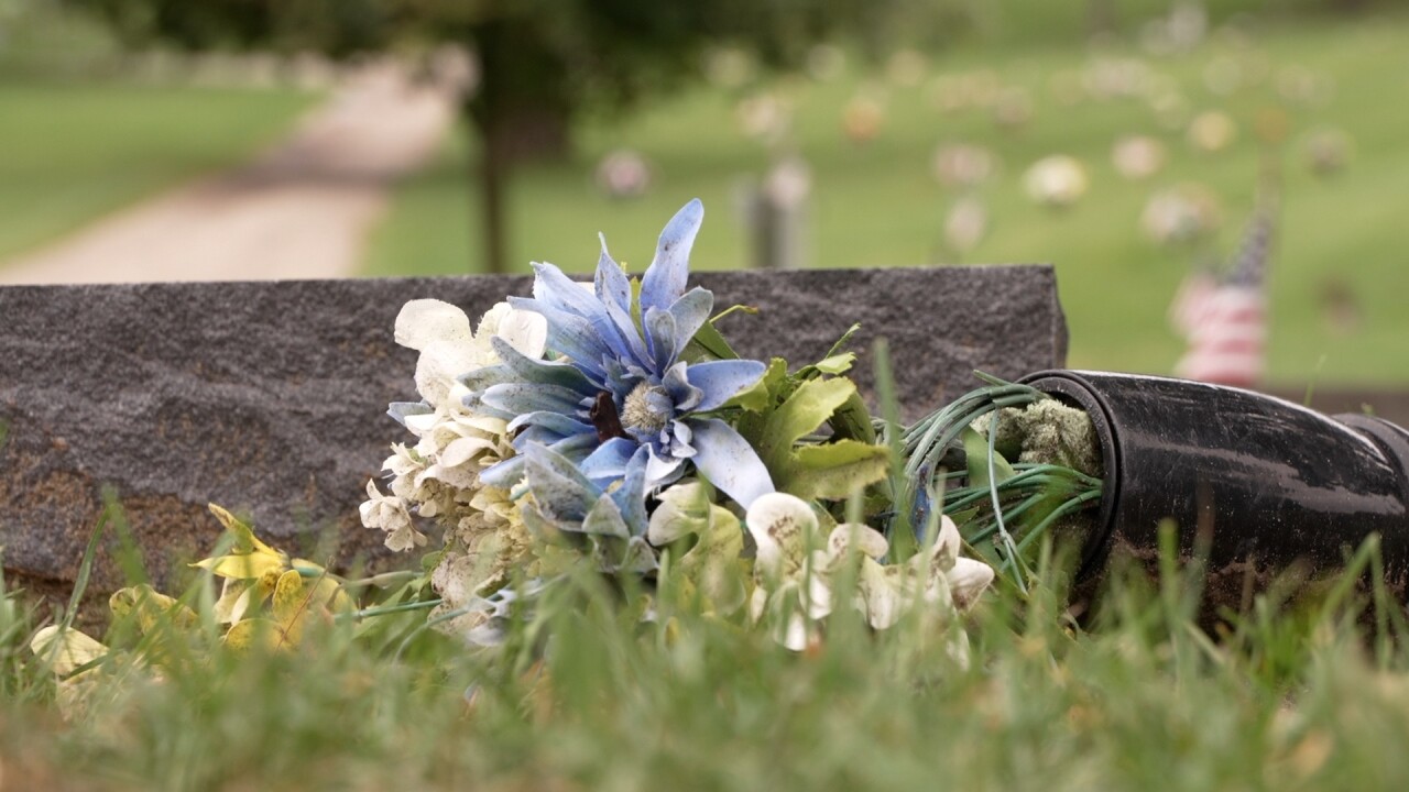 Holy Cross Catholic Cemetery