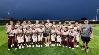 Calallen softball wins Regional Semifinal 2026