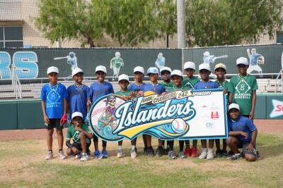 ISLANDERS BASEBALL 