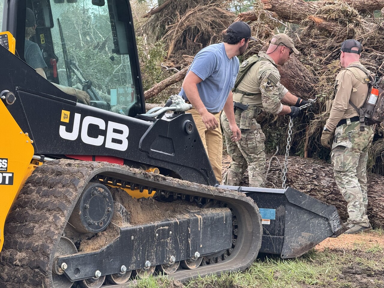 texas dps heavy equipment 0707.jpg