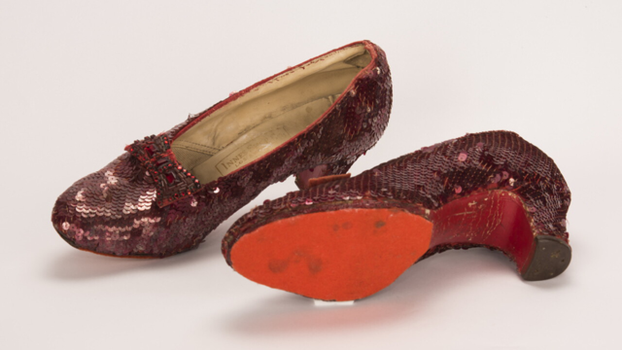 47+ Wizard Of Oz Red Slippers Real Gif