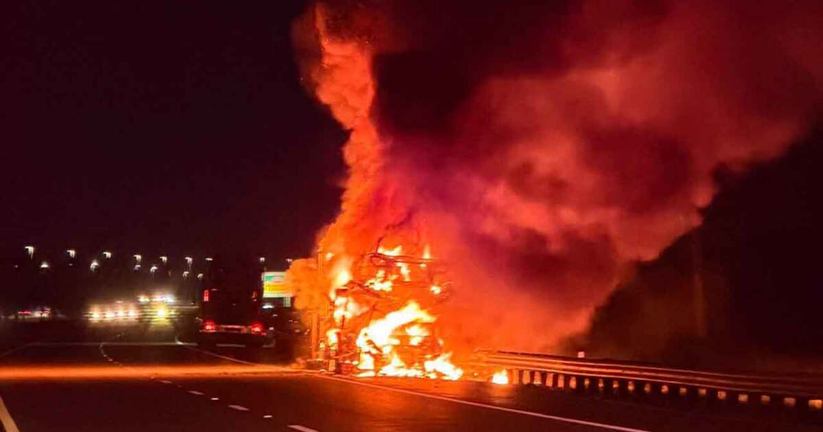 Electric car transport carrier hauling 6 Teslas catches fire, shuts down Turnpike and I-95 in Hobe Sound
