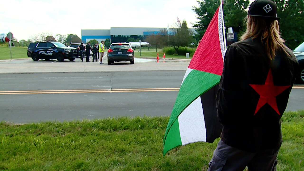 Protesters and entrance.jpeg