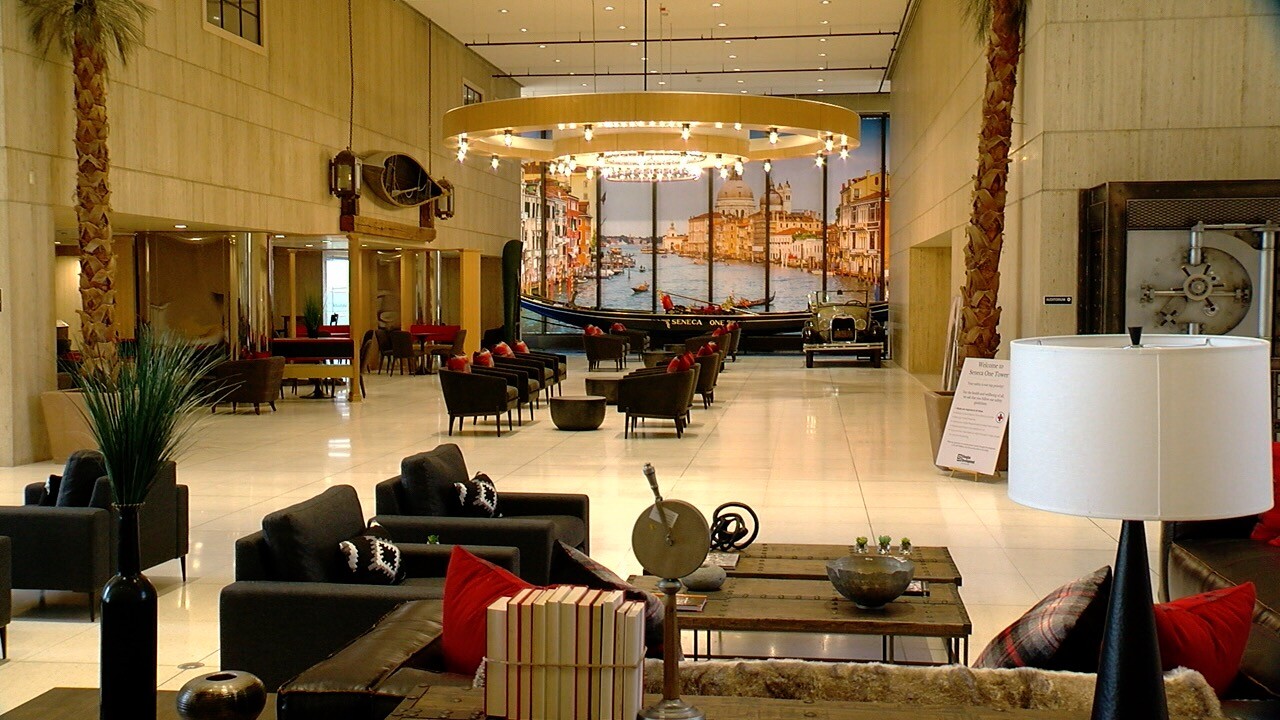 LOBBY 4.jpg