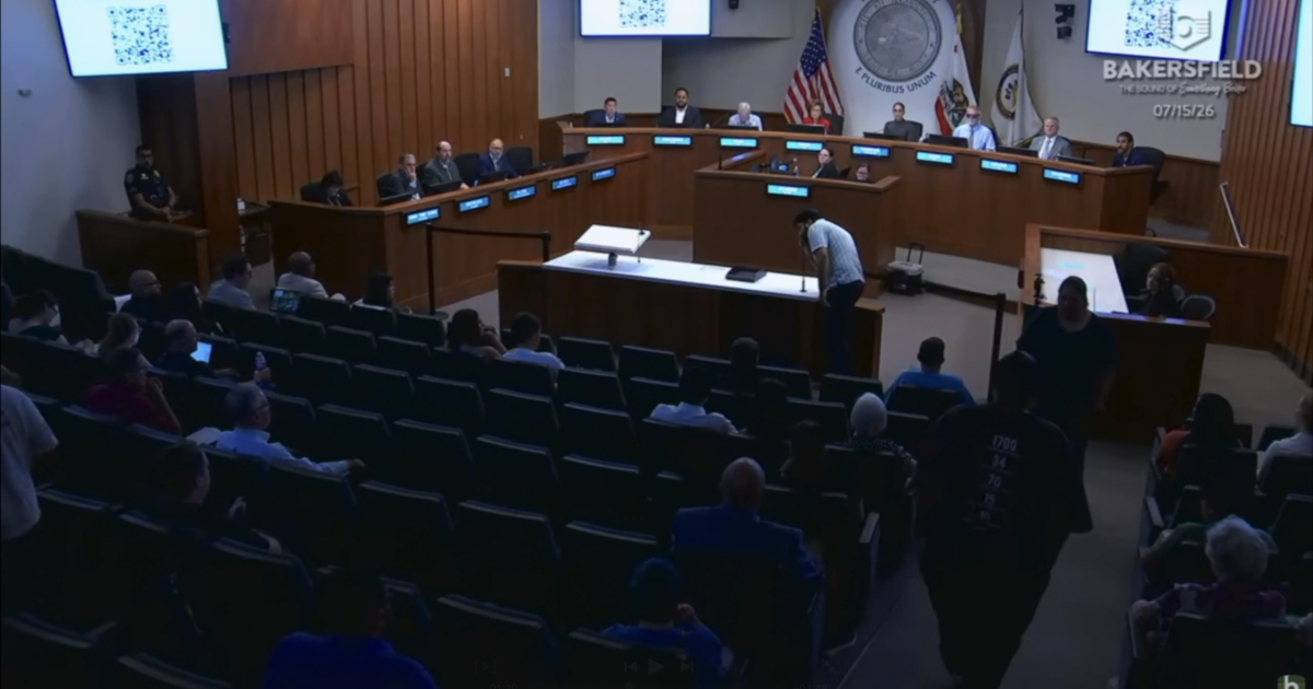 Debate por ciudad santuario en Bakersfield: ¿Qué significa y cómo afecta a los inmigrantes?
