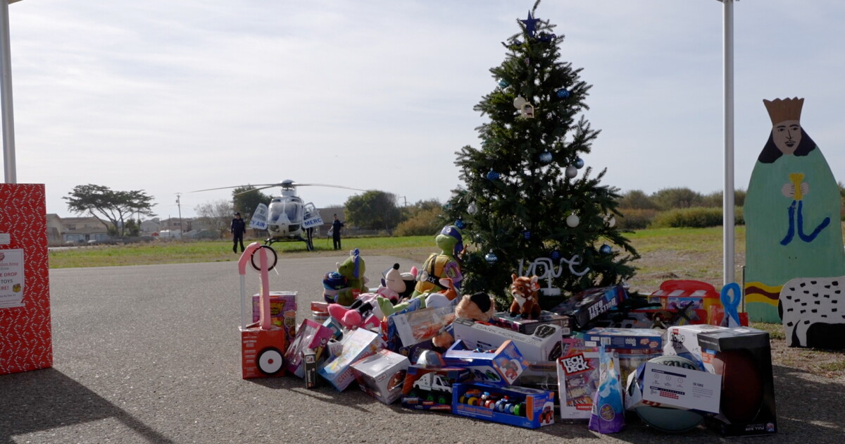 The Friends of Oceano Airport held its annual Toys for Tots event - Vimarsana News