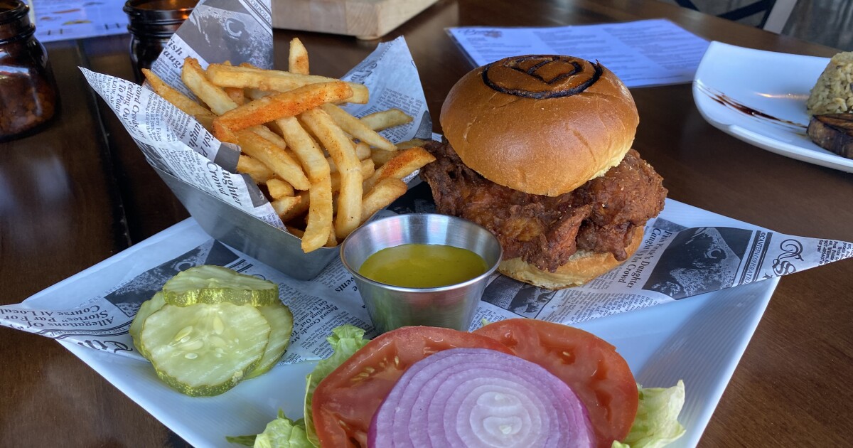 Blackberry's Bar & Grill brings new flavor to Grand Island