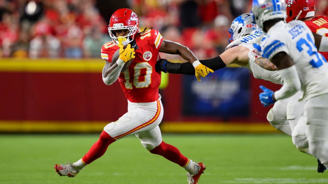 Lions Chiefs Football