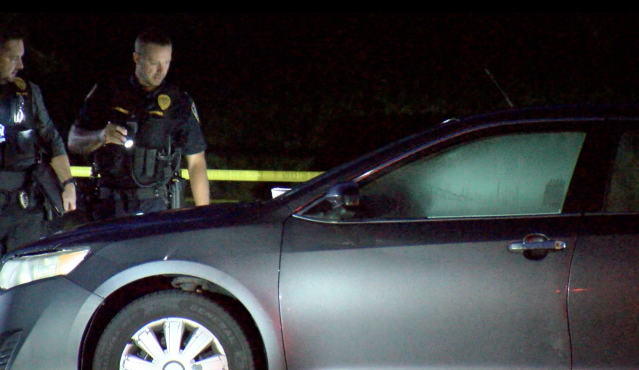Glendale apartment shooting leaves 1 hurt, 4 in custody