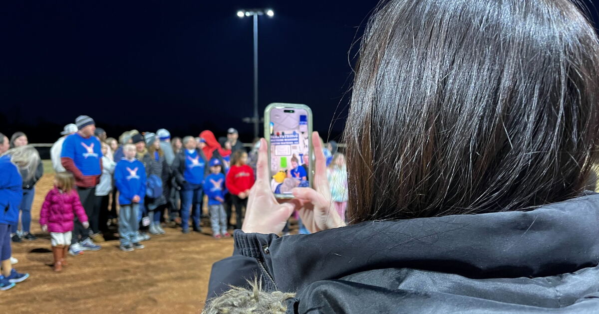 'EazyStrong': Community holds prayer vigil for Georgetown boy injured in wreck - Vimarsana News