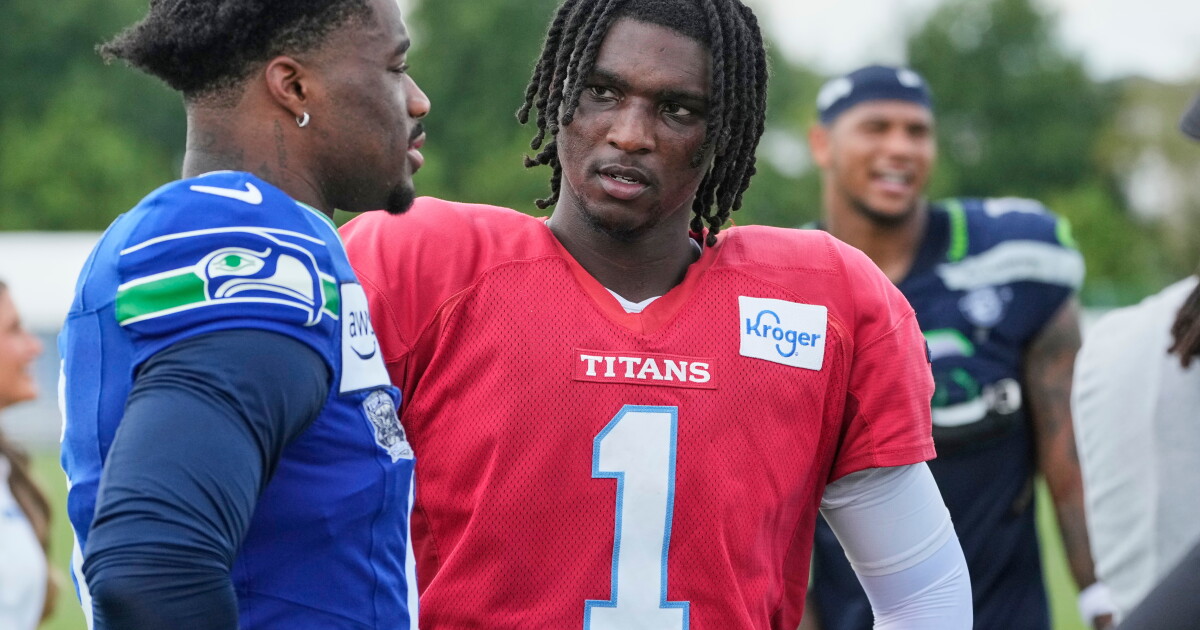 Titans go toe-to-toe with defending Super Bowl champion Seahawks in joint practice