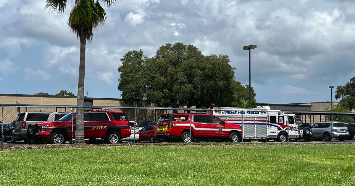 2 students stabbed at Pinellas County high school, according to officials - Vimarsana News