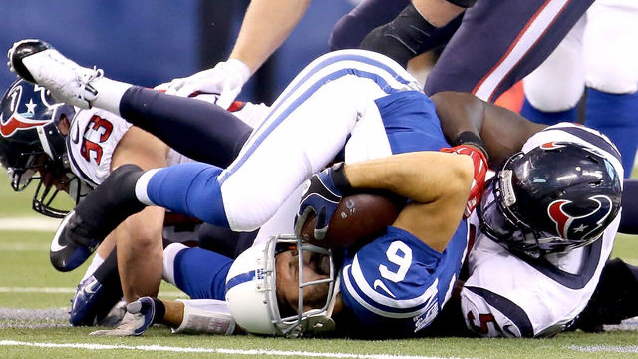 PHOTOS: Colts fall to Texans 16-10