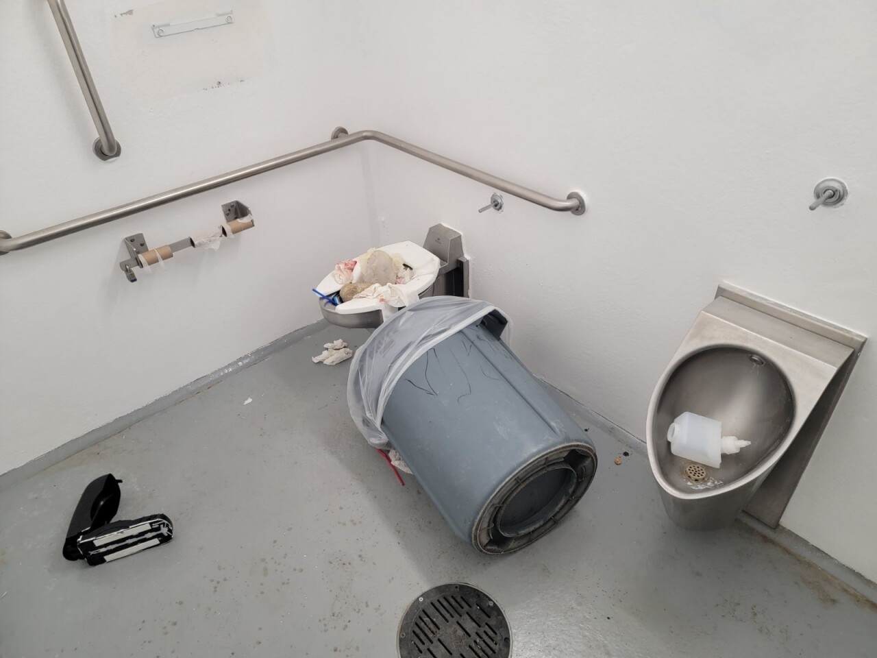 arroyo grande bathroom 1.jpg