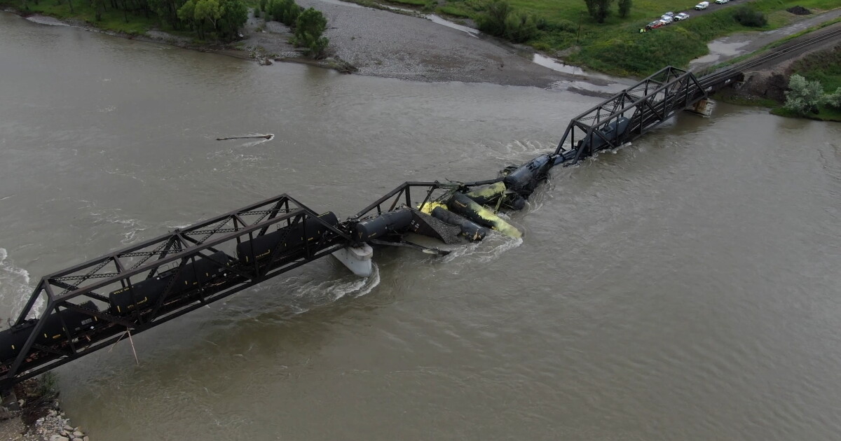 State: Don't eat any fish caught downstream of Reed Point train derailment - Vimarsana News