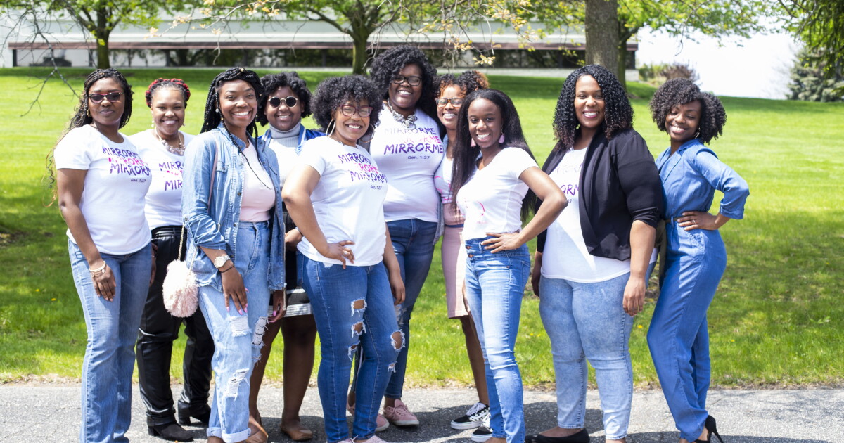 Mirror Me, Inc. on mission to build girls' confidence, community - Vimarsana News