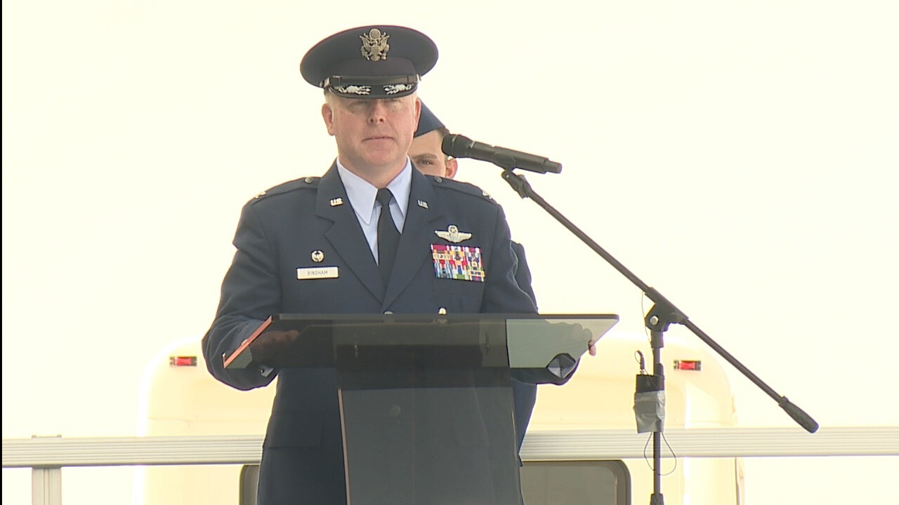 MacDill AFB welcomes new wing and installation commander WFTS MARY.png