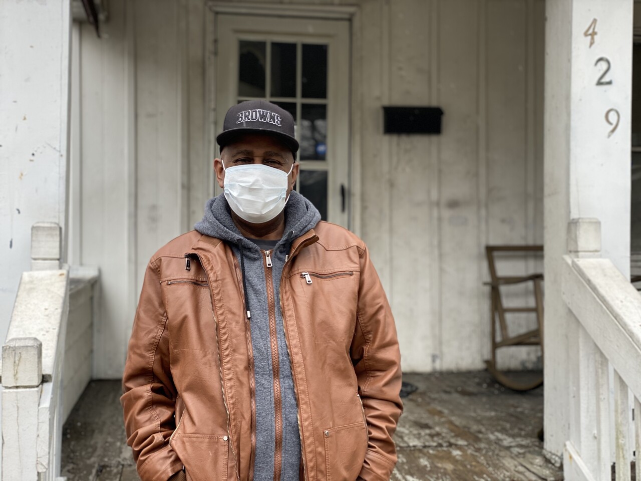 Larry Carter stands outside the home he rents on McGowan Street. (photo by Abbey Marshall).jpg