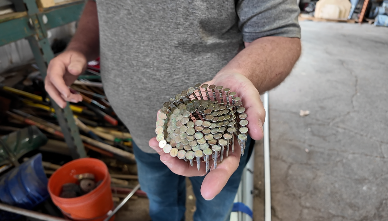 Coil nails for roofing
