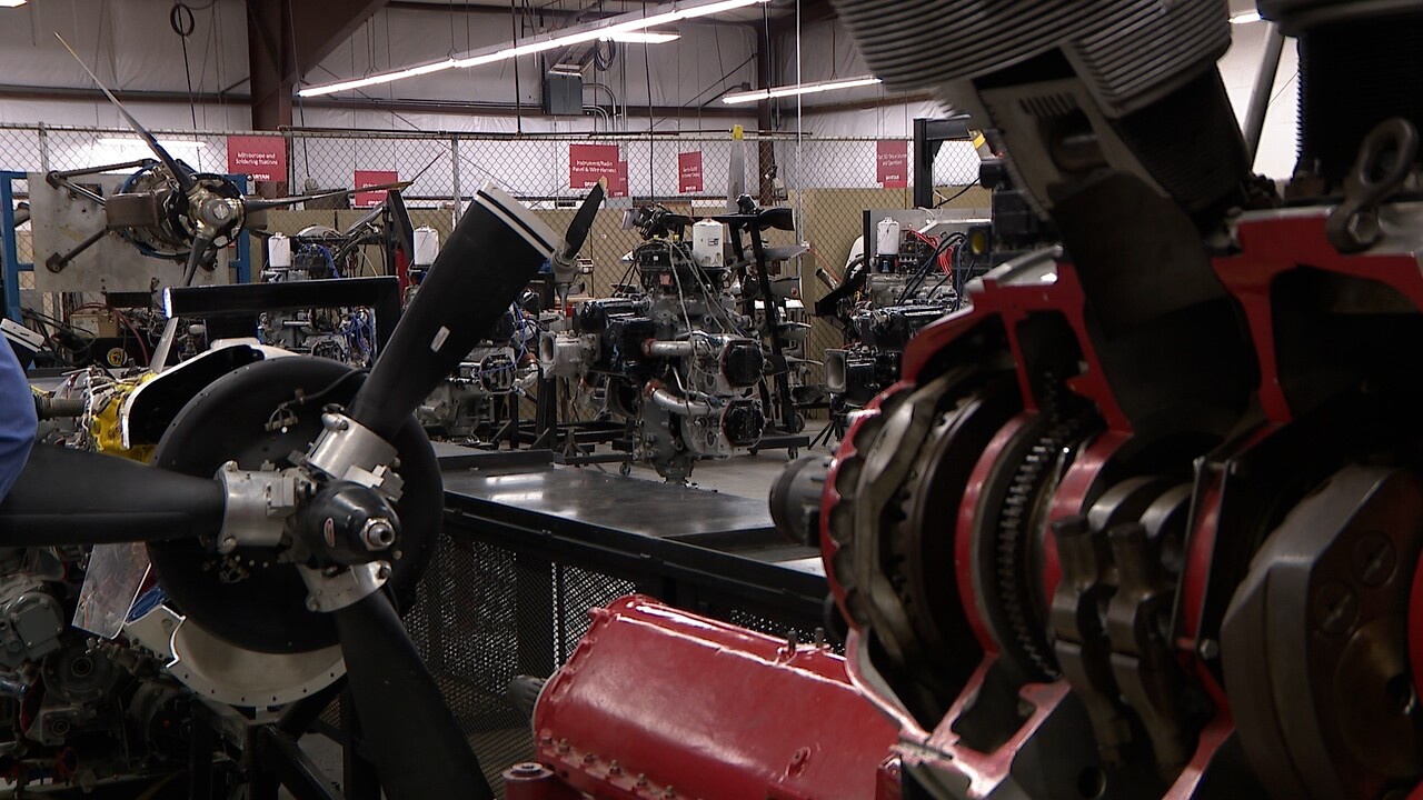 Airplane engines.jpg
