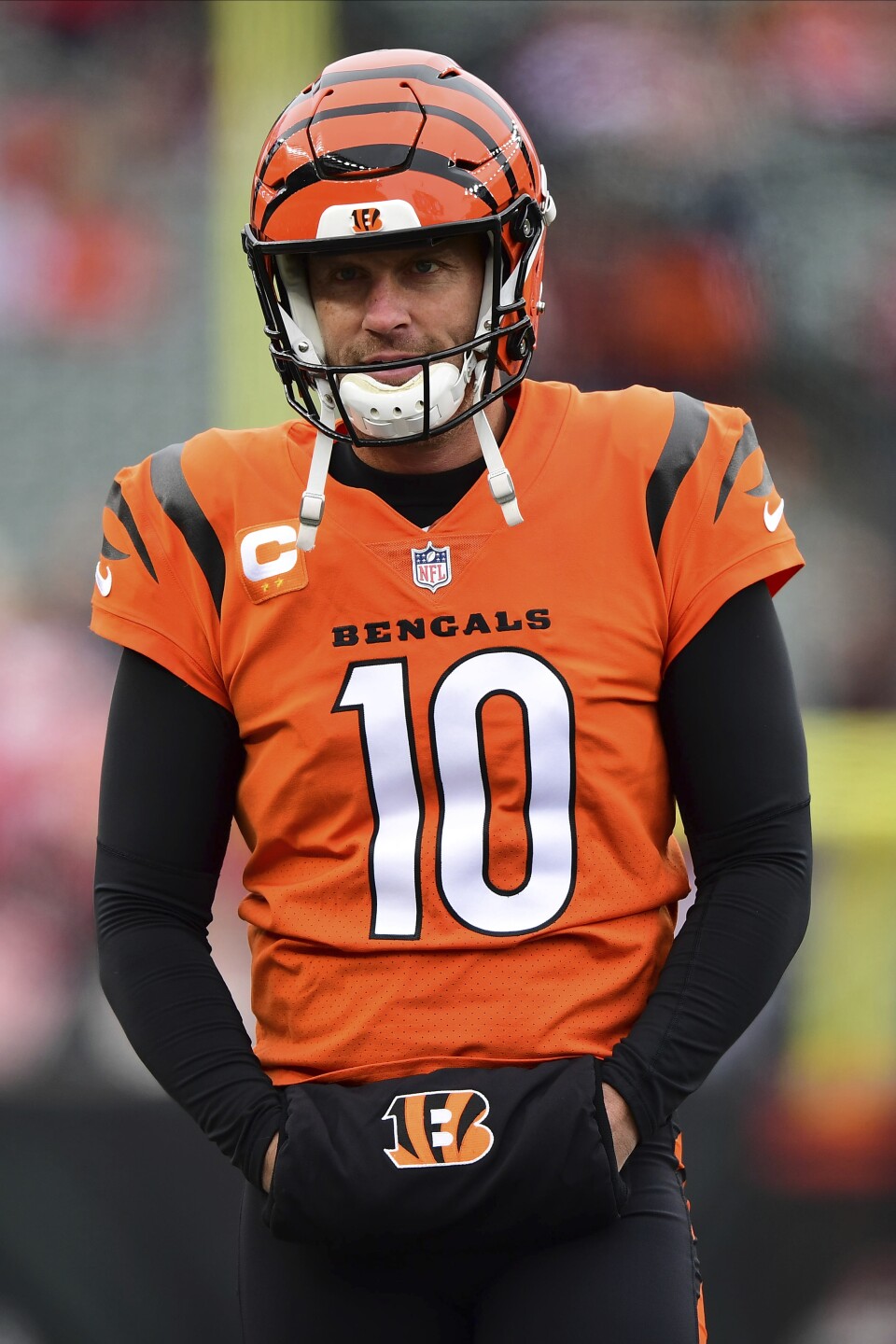 Bengals' Punter Kevin Huber Goes Behind The Back On Punt Attempt