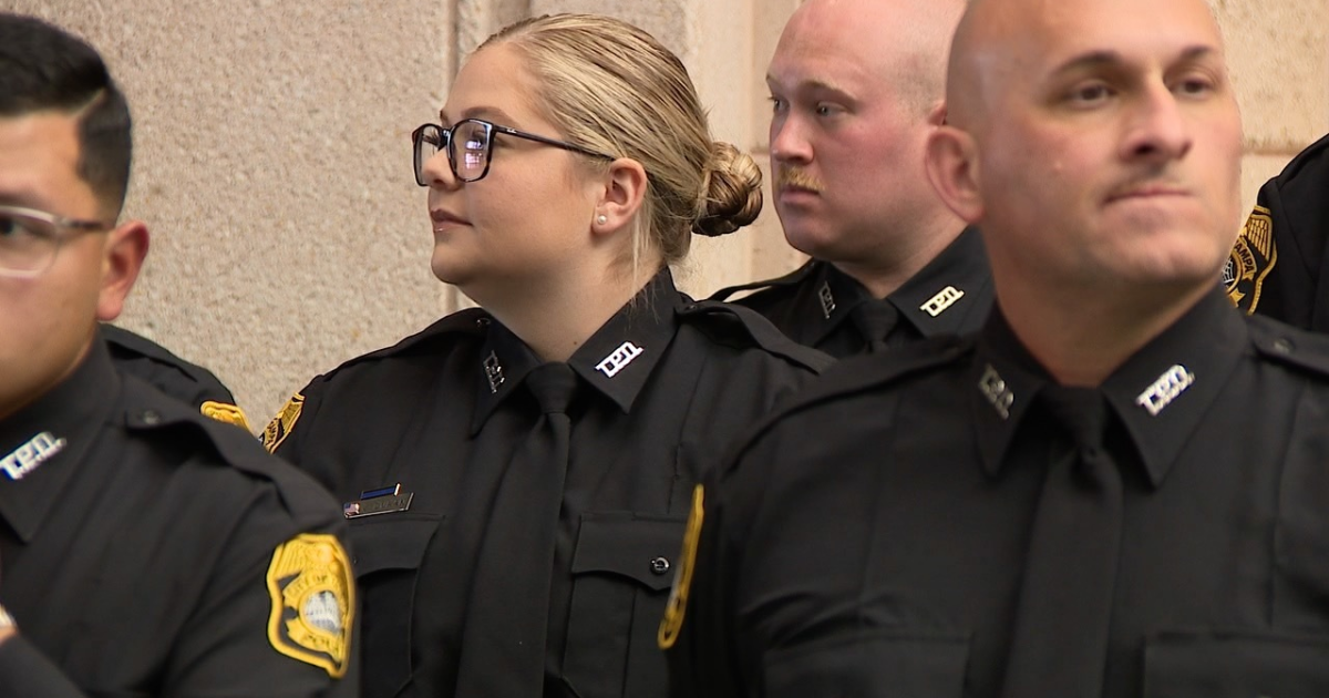 New Tampa Police officers sworn in, highlighting women in law enforcement