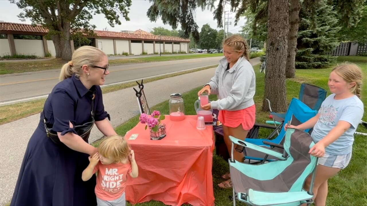 SPRING LAKE SISTERS.jpg