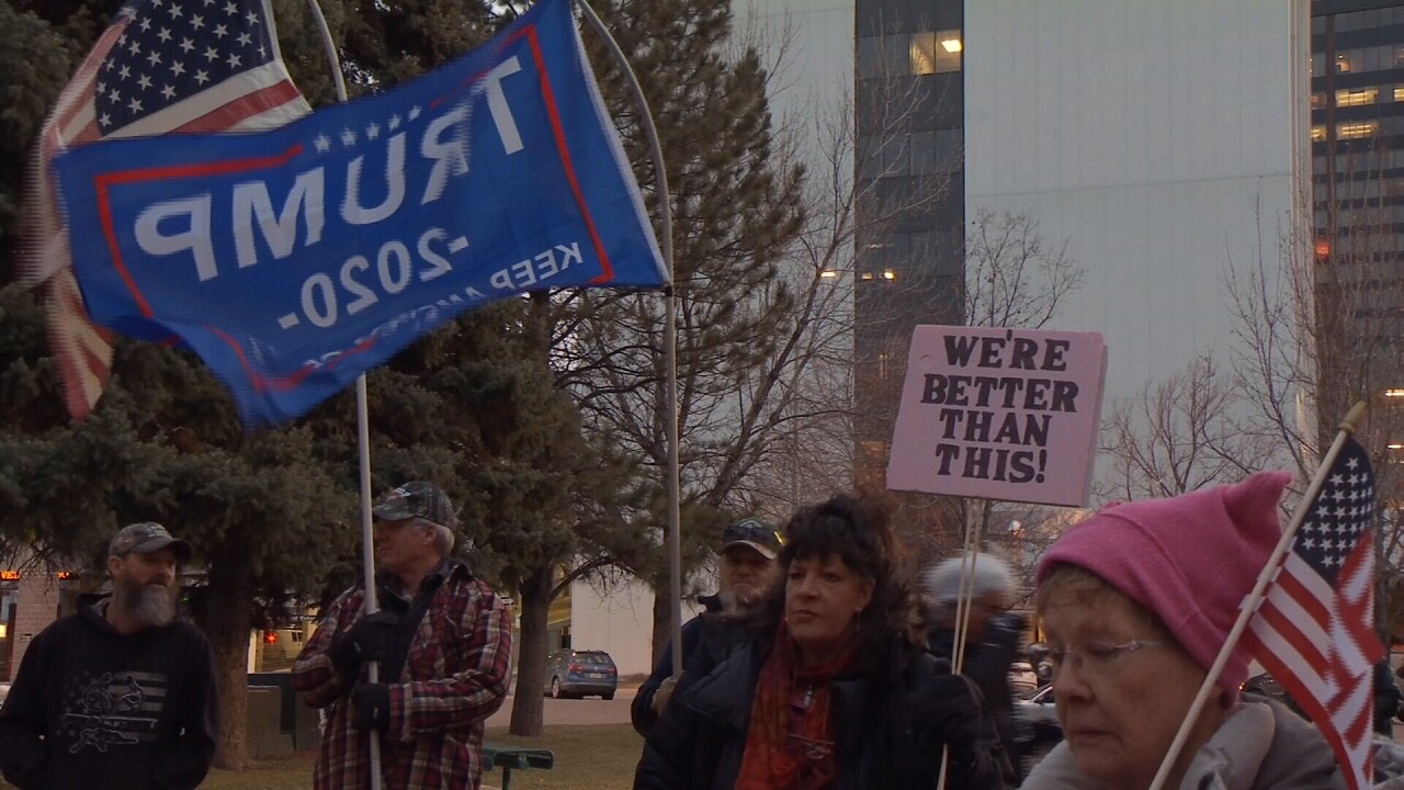 121719 COUNTER PROTEST.jpg