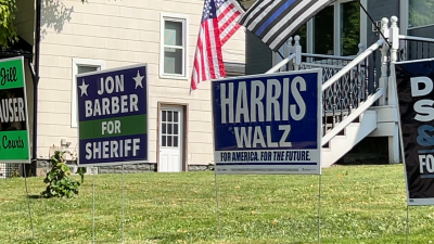 HARRIS WALZ.png