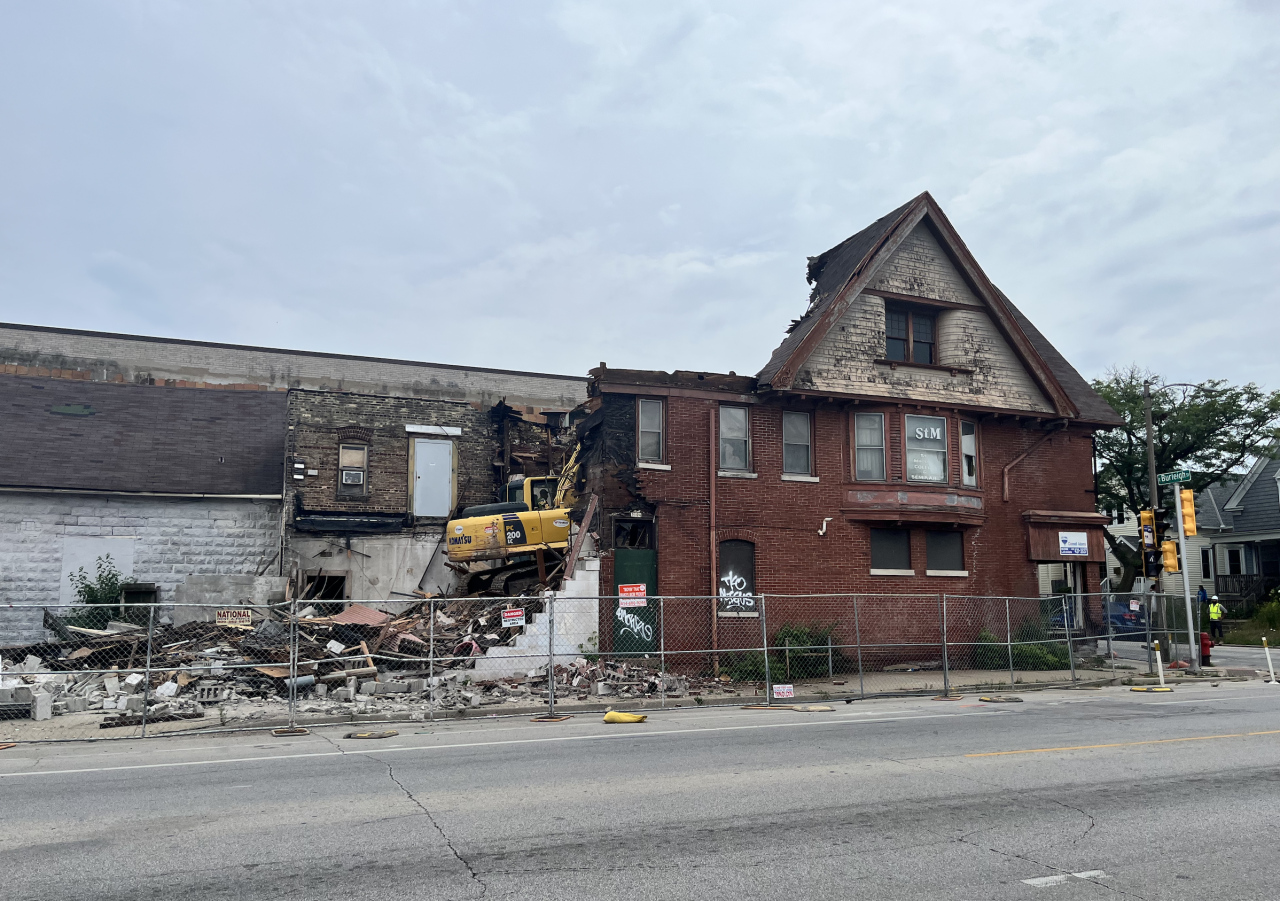 Brownfield building Holton and Burleigh.png