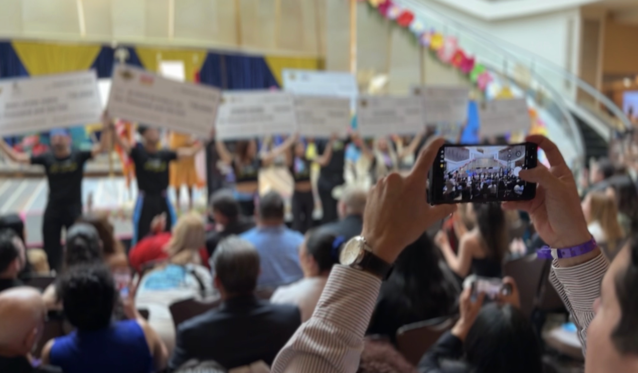 $10K Checks Distributed to 10 Hispanic Organizations