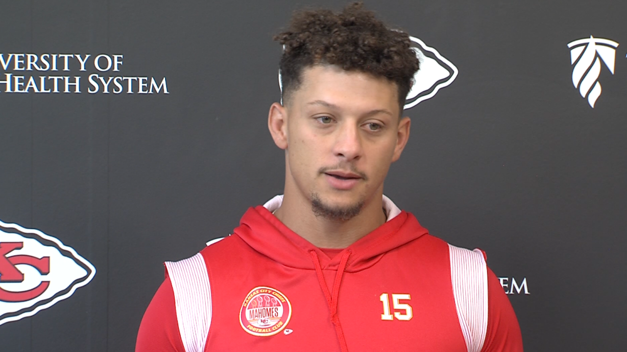 Chiefs QB Patrick Mahomes says he will not endorse anybody for president
