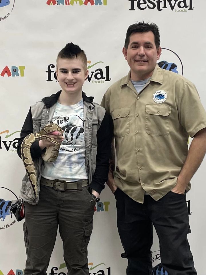 Jack Blanc (left) and John Moyles from J&R Aquatic Animal Rescue.jpg