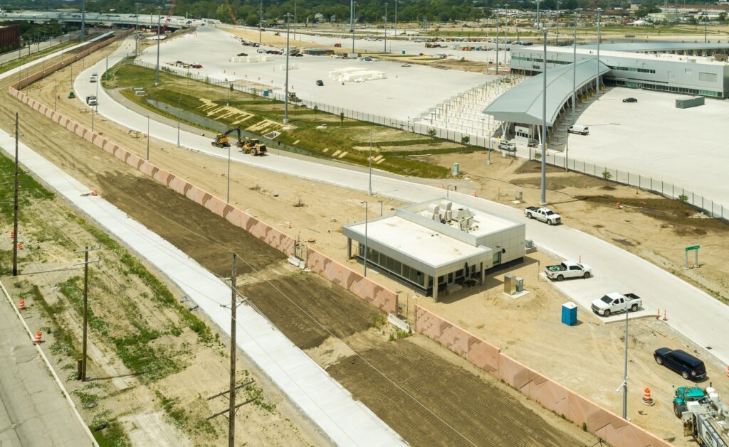 Jefferson Barrier Wall Gordie Howe International Bridge project - 2.jpg