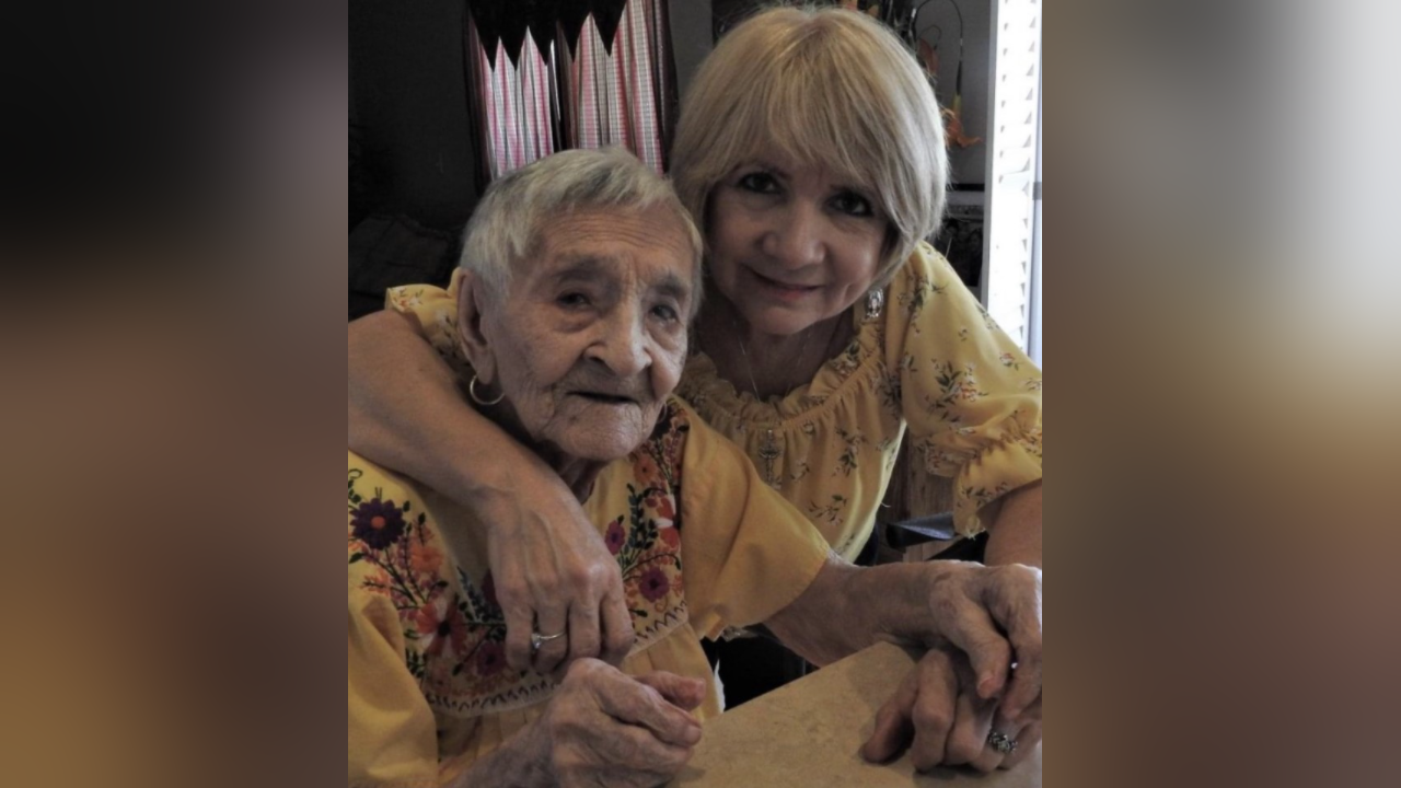Lucy Flint Trevino and her mother, Maria